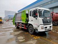 Camion compacteur à ordures diesel 2023 4x2 avec transmission manuelle Moteur diesel Boîte de vitesses Composants de base Camion à ordures à compression