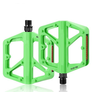 Vélo <span class=keywords><strong>de</strong></span> <span class=keywords><strong>route</strong></span> portable en aluminium, nouvelle conception 2025, couleur personnalisée, multi-modèles, roulement scellé ultra-clair, design creux - Product Image 1