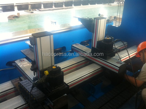 Presse plieuse CNC Accurl 4 + 1 axes 135T/4000 avec machine à cintrer automatique CE & ISO <span class=keywords><strong>Delem</strong></span> <span class=keywords><strong>DA58T</strong></span> - Product Image 2