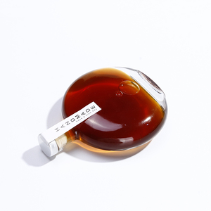 250ml 500ml negro vacío plano redondo botellas de vidrio whisky vino <span class=keywords><strong>Gin</strong></span> botellas Super Flint Material con corcho de madera - Product Image 6