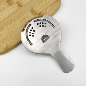 Passoire à cocktail professionnelle en acier inoxydable, filtre à glace, outil de bar, verre mélangeur durable pour la mixologie - Product Image 5