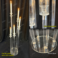 Candélabre de table transparent en acrylique à 5 bras avec support de bougie décoratif argenté style ouragan pour décoration de bougies LED