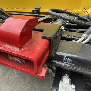 Fabrik-Großhandel Anpassbares U-Dump <span class=keywords><strong>Roll</strong></span>-Off Hakenlift-Entsorgungssystem <span class=keywords><strong>Roll</strong></span>-Off Hakenlift-Anhänger LKW-Hebevorrichtung - Product Image 3