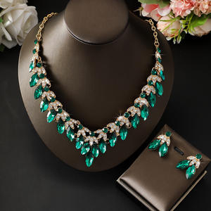 Conjunto de Collar y Pendientes Románticos para Novia, Chapados en Oro, para Bodas, Vestidos de Noche y Sesiones de Fotografía - Product Image 5