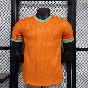ชุดเสื้อฟุตบอลชายไอวอรีโคสต์ OEM ชุดยูนิฟอร์มฟุตบอลพร้อมการตัดเย็บอัตโนมัติ ทีมโกตดิวัวร์ แข<span class=keywords><strong>น</strong></span>สั้น สำหรับฤดูร้อ<span class=keywords><strong>น</strong></span> - Product Image 1