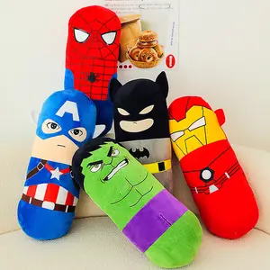 Brinquedo macio de personagem fofo de desenho animado popular, travesseiro de pelúcia em forma de morcego longo, homem aranha, super-herói, desenho animado infantil