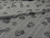 Tissu Jacquard Vintage Extensible en Chevrons Floqués Rose Nuit Sombre pour Abaya, Robe, Pantalon et Vêtements Féminins