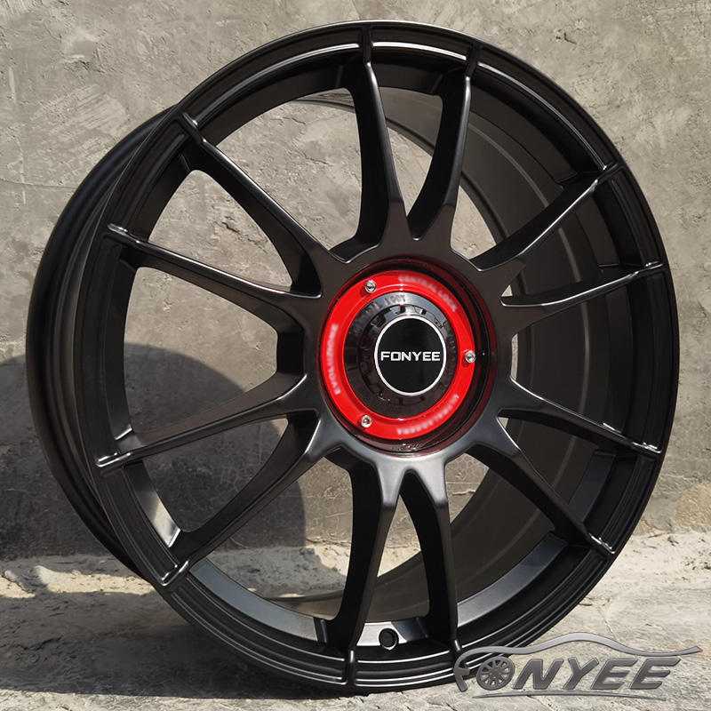 Huile dorée transparente noire mate