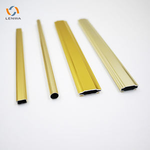 Profil décoratif en aluminium de style géorgien - Product Image 1