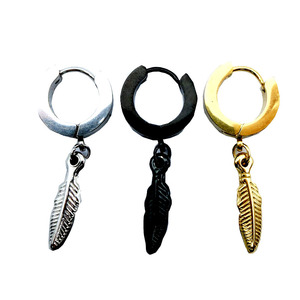 In Acciaio Inox huggie <span class=keywords><strong>orecchini</strong></span> <span class=keywords><strong>con</strong></span> <span class=keywords><strong>piuma</strong></span> di goccia <span class=keywords><strong>orecchini</strong></span> a cerchio - Product Image 1