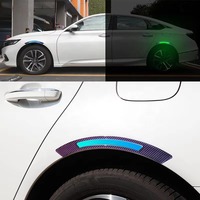 Autocollants de protection pour les ailes des roues de voiture en fibre de carbone, qui brillent dans le noir, imperméables, anti-rayures, protection des ailes, décoration extérieure de la carrosserie automobile
