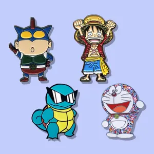 Kustom Lucu Animasi Kerah Lapel Pin Pembuat Logam Anime Jepang Kartun Keras Lembut Enamel Pin Lencana Produsen