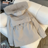 Parka courte d'hiver pour femme, style coréen, avec grand col en fourrure, coupe ample, rembourrée et épaisse, personnalisable OEM/ODM avec logo