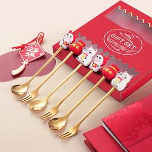 Nouvel an luxe cadeau de noël mignon argent couverts ensemble en acier inoxydable couverts ensemble dessin animé père noël or fourchette et cuillère ensemble - Product Image 3