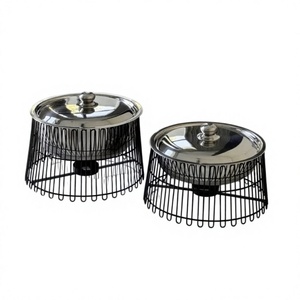 Ensemble de deux chauffe-plats de qualité supérieure, fait main, dernière collection, élégant récipient en métal - Product Image 1