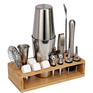 Ensemble de shaker à cocktails pour débutants Ensemble complet de bouilloires en acier inoxydable à manivelle Équipement professionnel de mélange de cocktails - Product Image 1