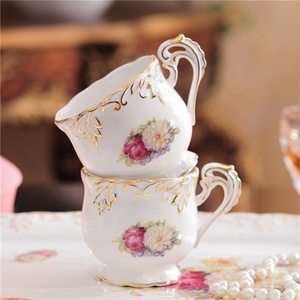Ensemble de thé et de café classique européen à motif de roses, best-seller - Product Image 2