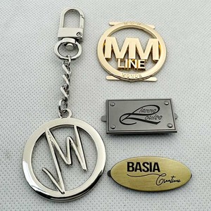 Neostar Plaque <span class=keywords><strong>de</strong></span> suspension personnalisée en forme <span class=keywords><strong>de</strong></span> cadenas, gaufrée, écologique, argentée, pour bagages et étiquettes nominatives <span class=keywords><strong>de</strong></span> sacs à main pour femme - Product Image 4