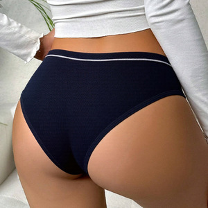 Culottes string en nylon tricoté pour femme, couleur unie, antibactériennes, taille mi-haute, avec logo à la taille, décontractées, pour le quotidien, lavables en machine - Product Image 4