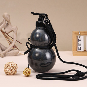 Bouteille d'eau portable <span class=keywords><strong>en</strong></span> <span class=keywords><strong>acier</strong></span> inoxydable <span class=keywords><strong>en</strong></span> forme de <span class=keywords><strong>gourde</strong></span>, personnalisable avec logo, capacité <span class=keywords><strong>500</strong></span> <span class=keywords><strong>ml</strong></span>, multicolore, avec couvercle tendance – Vente <span class=keywords><strong>en</strong></span> gros - Product Image 3