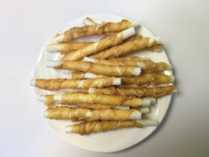 Fabricant de snacks sains pour chiens Saucisses de viande de canard avec os de Calcuim Nourriture pour chiens adultes - Product Image 3