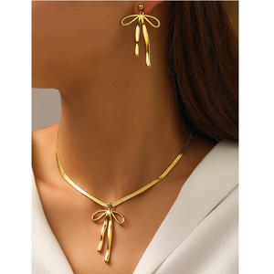 Pendientes de Moda con Lazo y Borlas Largas, Chapados en Oro de 18K, con Circonita y Acero Inoxidable, Regalo de Boda - Product Image 6