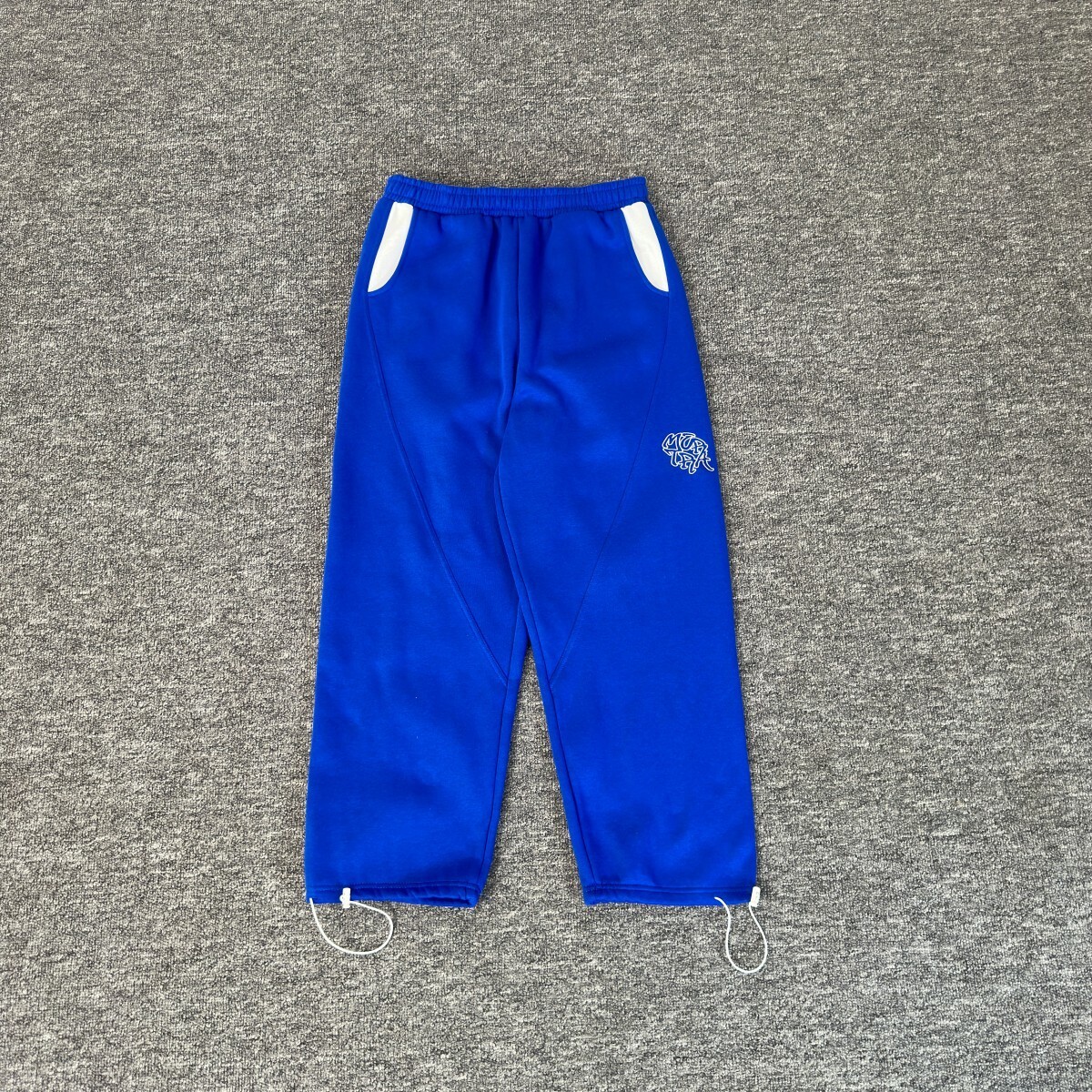 Blue P063