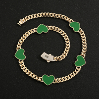 Parure de bijoux tendance pour femme : collier, boucles d'oreilles, bracelet et bagues en laiton émaillé vert, plaqué or 14 carats, motif cœur d'amour