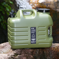Seau à eau carré d'extérieur de 6,6 gallons (25 litres) en PE de qualité alimentaire avec robinet et couvercle, conteneur d'eau pour le camping, réservoir d'eau