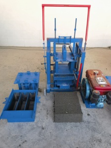 Portable Cement Hollow <strong>Block</strong> and <strong>Brick</strong> Molding Machine with Vacuum Extruder Multifunctional for Construction - Product Image 4
