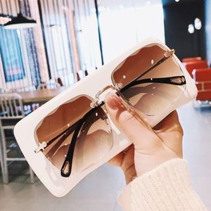 Nouvelles Lunettes de Soleil Tendance 2025 Sans Monture pour Femmes – Marques de Luxe de Haute Qualité – Vente en Gros de Lunettes de Soleil Métalliques à la Mode - Product Image 4