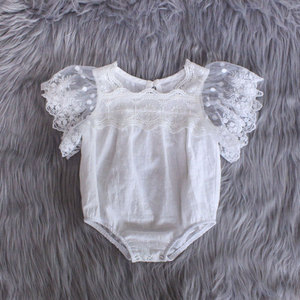 Combinaison blanche de style bohème <span class=keywords><strong>pour</strong></span> bébé fille body baptême baptême premier anniversaire tenue de mariage <span class=keywords><strong>barboteuse</strong></span> en dentelle de coton - Product Image 1