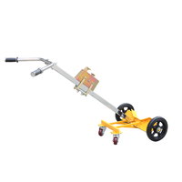 Chariot de manutention de fûts JNDO CE, capacité 450 kg, 2+4 roues, avec pince de préhension pour fûts en plastique et en acier de 200 L
