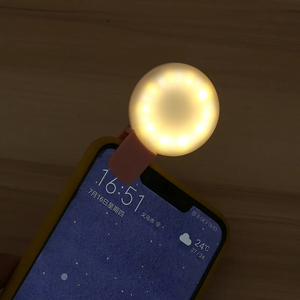 Anillo de Luz LED Universal para Selfies, Lámpara Portátil con Clip Luminoso para Fotografía y Video - Product Image 4
