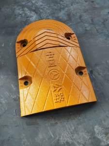 उच्च शक्ति वाली कार स्टील स्पीड बम्प धातु सुदृढ़ रैंप रबर कारों के लिए भारी शुल्क की चेतावनी देती है - Product Image 2