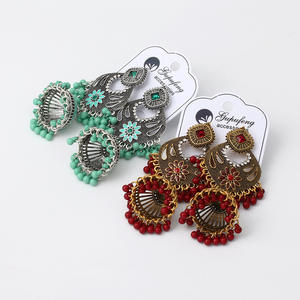 Boucles d'oreilles pendantes en émail plaqué or indien pour femme, bijoux à <span class=keywords><strong>pampilles</strong></span>, boule de cloche exotique, Jumka Bollywood Kundan traditionnel Jhumka - Product Image 3