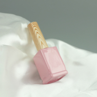 Bouteille en verre carrée rose de 15 ml de haute qualité pour vernis à ongles, avec bouchon et pinceau, logo personnalisé, estampage doré
