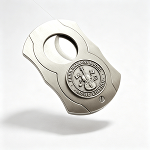 Cortador de Cigarros de Aleación de Aluminio de Diseño Simple y Portátil, Regalos Creativos Personalizados de Fábrica Directa de Alta Gama - Product Image 3