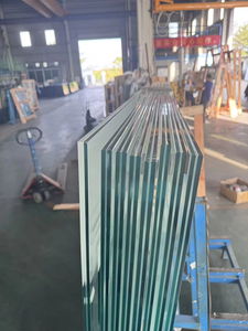 Verre feuilleté trempé cintré sur mesure pour murs-rideaux, certifié CE, épaisseur 3-25 mm pour gratte-ciel et stations de métro - Product Image 6