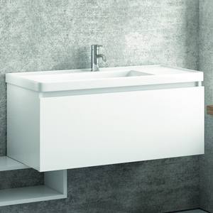 Set di mobili da bagno sospesi da 100cm con armadio a colonna a specchio e pensile Kamalu con carcassa in PVC e lavabo in ceramica - Product Image 2