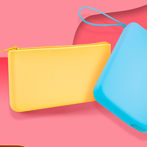 Hot Sale Logo Custom Reusable Self-Closing Silicone <b>Storage</b> Bag With Handle Silicone Travel <b>Cosmetic</b> Bag Sets - Product Image 5
