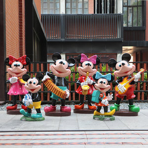 Figurines en fibre de verre faites à la main, personnalisables pour les décorations de modèles, les centres commerciaux, les jardins extérieurs et les cours. - Product Image 2