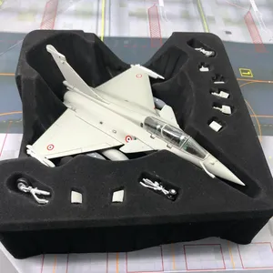 Maquette d'avion de chasse Dassault Rafale B biplace à l'échelle 1/72 pour collection - Product Image 6