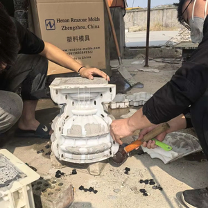 Molde de maceta de hormigón de 33cm /13 "de diámetro, decoración de jardín, molde de maceta de plástico de gran resistencia - Product Image 1