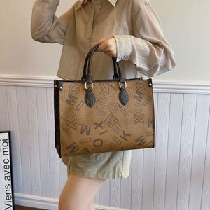 Bolsos de Mano de Lujo para Mujer en Piel Sintética de Alta Calidad, Diseño de Última Moda, Bolso Tote de Diseñador Premium para Damas - Product Image 4