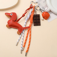 Pendentif de sac en cuir pour teckel, porte-clés créatif, cordon de sac, accessoire de sac, pendentif de clé, porte-clés de voiture, breloque cadeau
