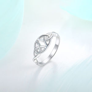 Anillo de nudo celta de Plata de Ley 925 para mujer-Joyería irlandesa-Anillo de promesa delicado y significativo para ella - Product Image 4