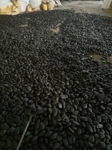 Pierre de galets blancs polis par roche naturelle de rivière noire bon marché pour des applications d'aménagement paysager et de jardin - Product Image 5