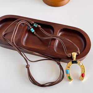 PICNI nuevo producto Treasure House herradura collar de cuerda trenzada para mujeres con moda de sentido de gama alta - Product Image 2