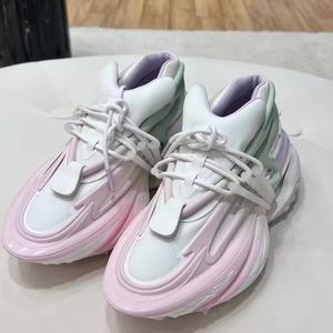 รองเท้าผ้าใบดีไซน์เนอร์แบรนด์ Balmainer คุณภาพสูง ดีไซน์ทันสมัย สีสันโดดเด่น รองเท้าลำลองสำหรับผู้ชาย สไตล์ยานอวกาศ เหมาะสำหรับเดินเล่นและเล่นกีฬา บุด้วยผ้าตาข่าย - Product Image 5